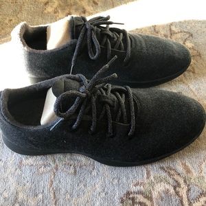 Brand new men’s dark grey all birds. Size 12